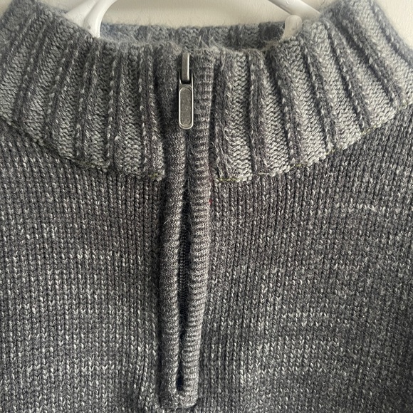 Simons Le 31 Quarter Sip Knit Sweater Large - Picture 3 of 5